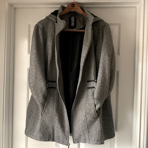 INTL d.e.t.a.i.l.s Women's Hooded Fashion Fleece Coat Jacket - Picture 3 of 16